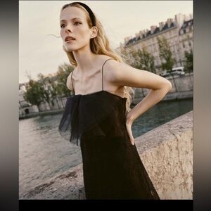 Doen Black Lace dress